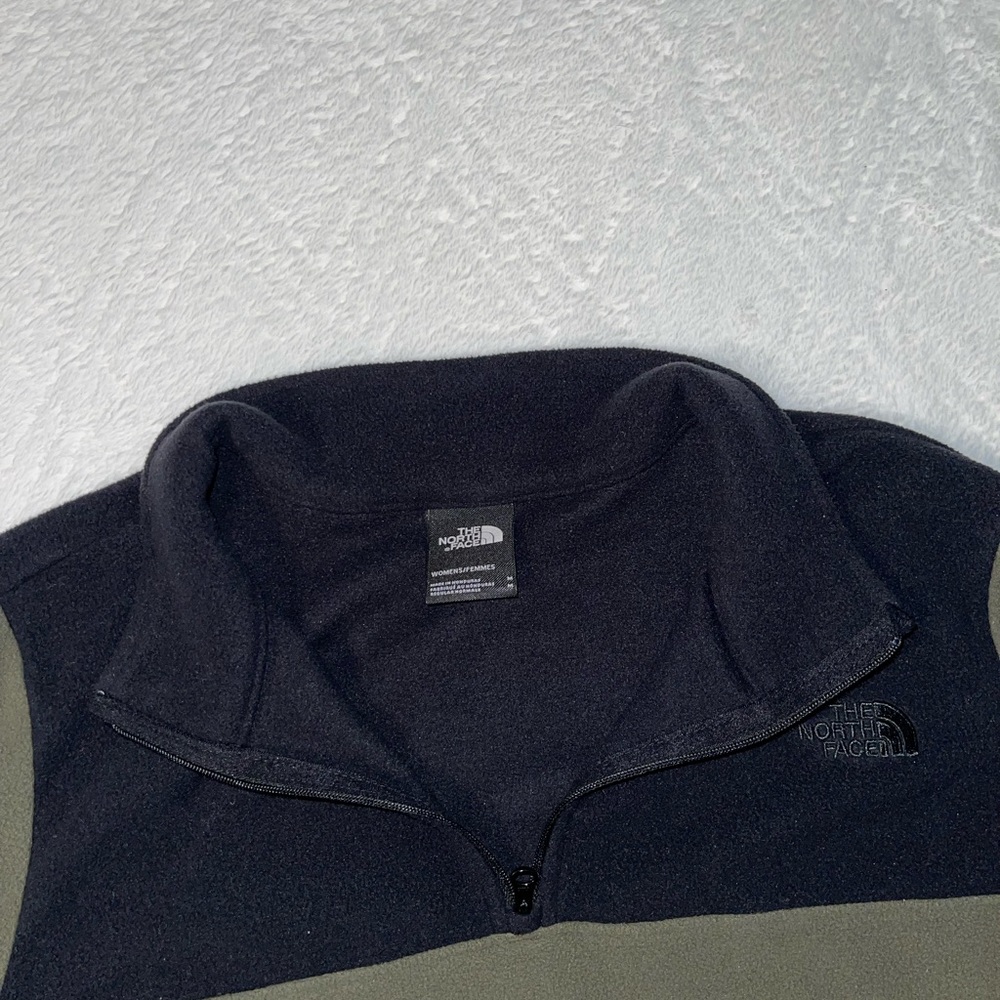 Pullover - Picture 3 of 3